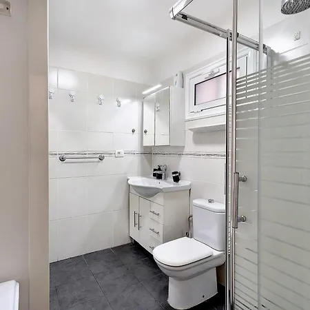 Geranios 404 Appartement *